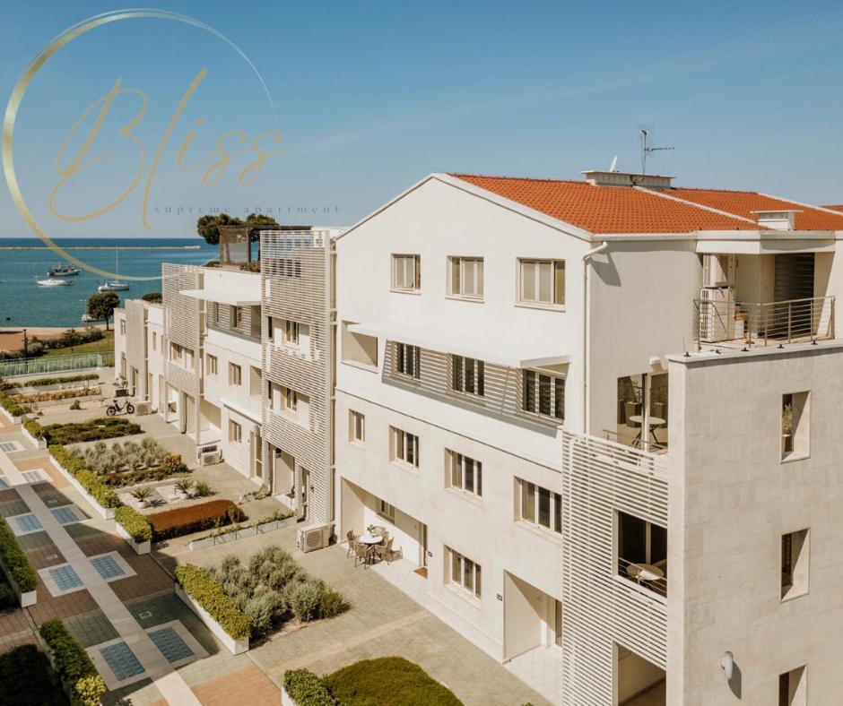 Supreme Apartment Bliss Умаг Экстерьер фото